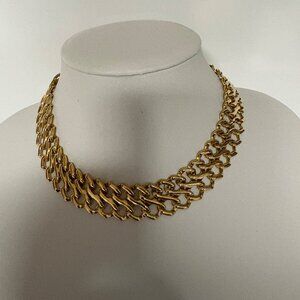 Gold Tone Interlocked Chain Link Choker Necklace Fold Over Clasp Chunky Classic